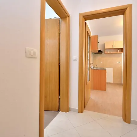 Apartment Korina Ii *